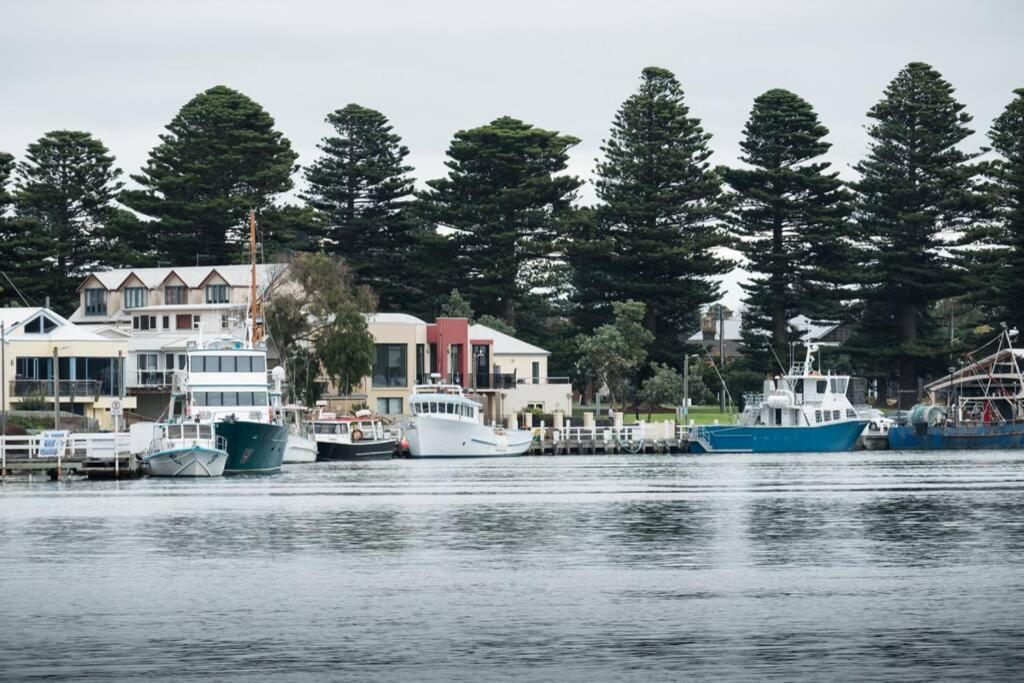 Nest - Charming, Comfortable Coastal Villa Port Fairy Luaran gambar