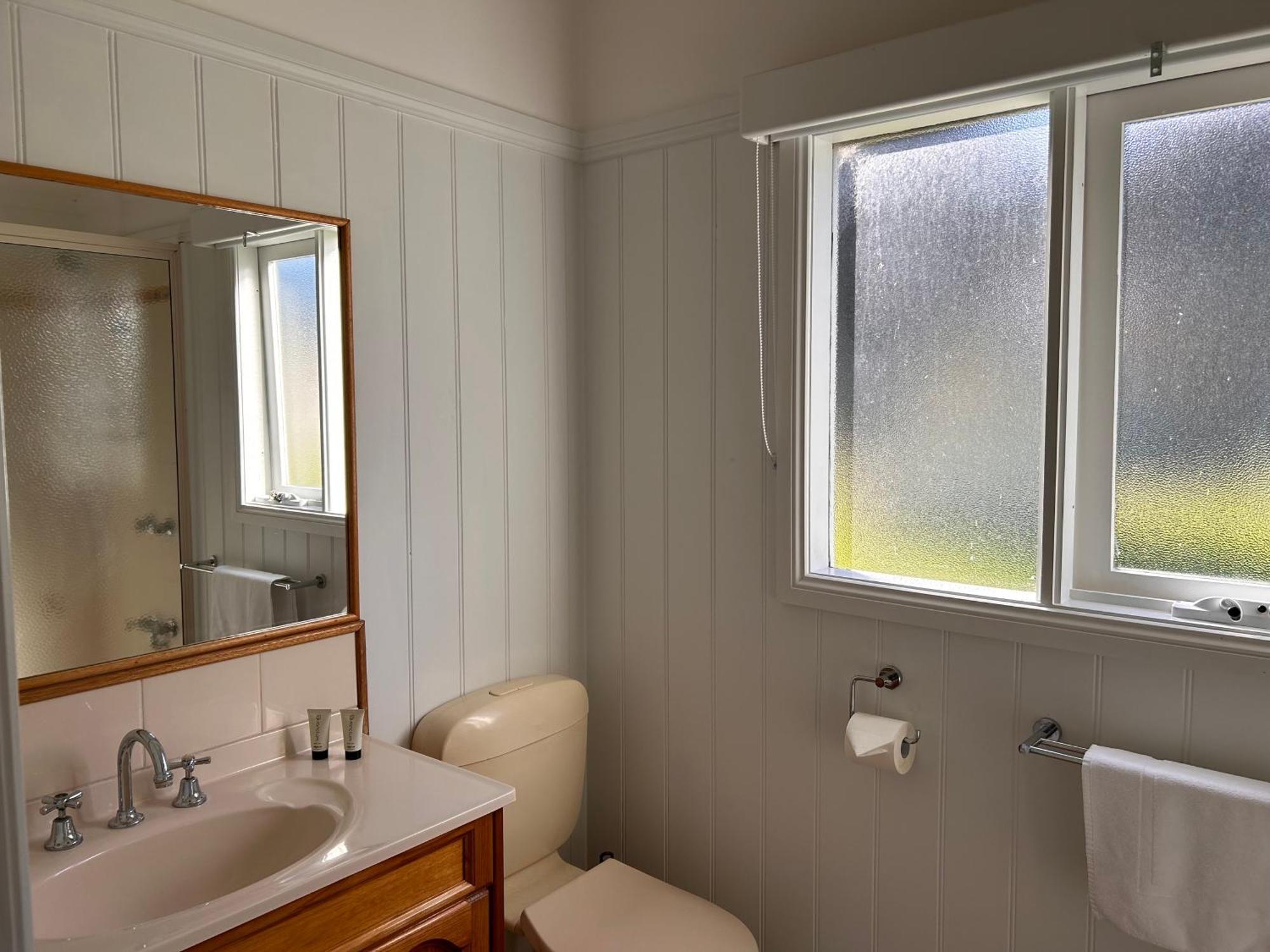 Nest - Charming, Comfortable Coastal Villa Port Fairy Luaran gambar